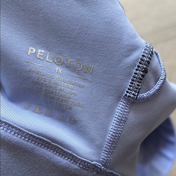 Peloton Cadent Laser Perforated Bra - Picture 4 of 4